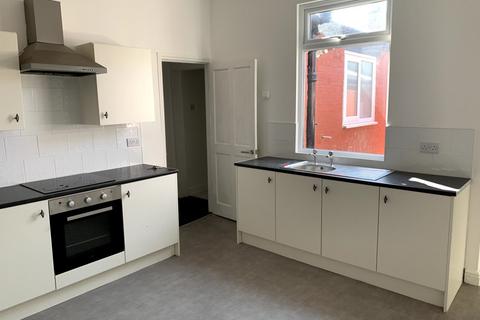 2 bedroom terraced house to rent, Brunton Street, Darlington