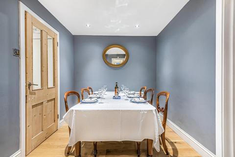 Basement Flat, 18 Avenue Crescent, London, W3 8EP