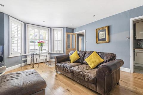 Basement Flat, 18 Avenue Crescent, London, W3 8EP