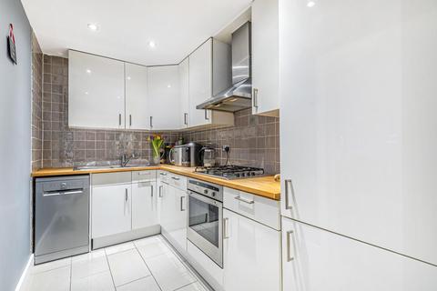 Basement Flat, 18 Avenue Crescent, London, W3 8EP