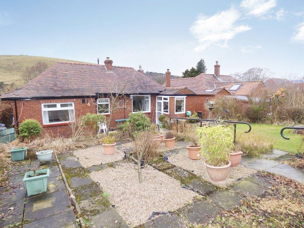 Carr Lane, Greenfield, Saddleworth, OL3 3 bed bungalow for sale £350,000