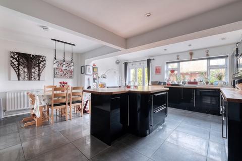 67 Blanquettes Avenue, Worcester, WR3 8DG
