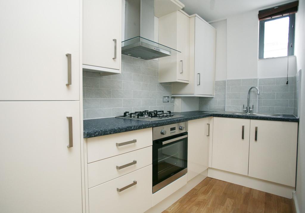 Apartment in London - View 2