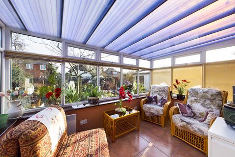 6 Lime Grove, Ruislip, HA4 8RY