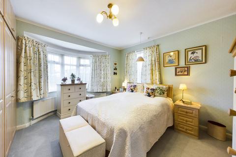 6 Lime Grove, Ruislip, HA4 8RY