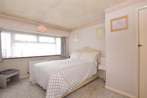 44 Cirrus Crescent, Gravesend, DA12 4QT