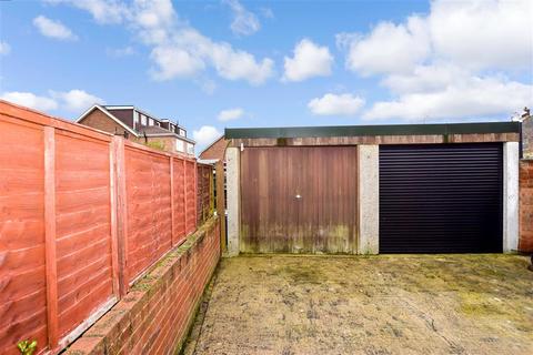 44 Cirrus Crescent, Gravesend, DA12 4QT