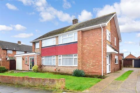 44 Cirrus Crescent, Gravesend, DA12 4QT