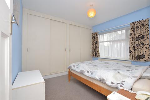 14 Asket Gardens, Leeds, LS8 2NW