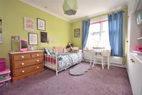 19 Ashleigh Avenue, Wakefield, WF2 9DA