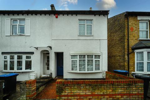 42 Raynton Road, Enfield, EN3 6BS
