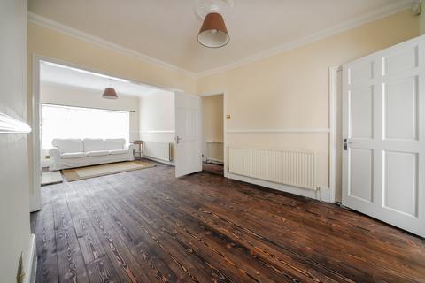 42 Raynton Road, Enfield, EN3 6BS