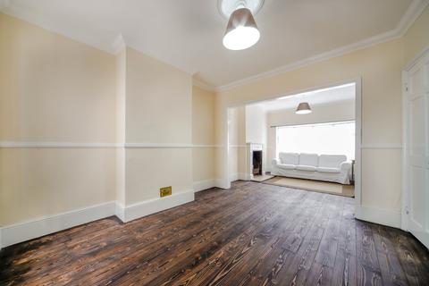 42 Raynton Road, Enfield, EN3 6BS
