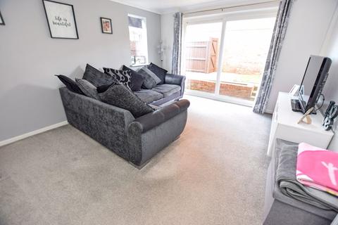 53 Coates Road, Exeter, EX2 5RW