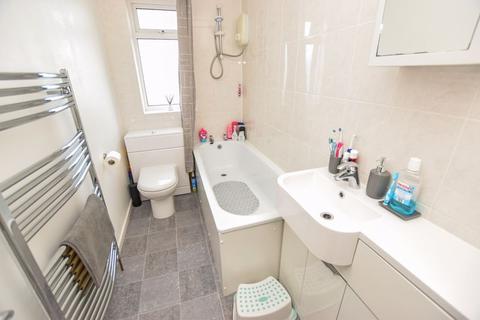 53 Coates Road, Exeter, EX2 5RW