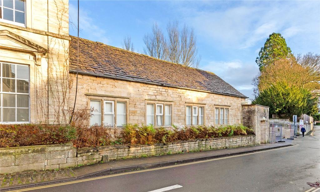 Kingston Road, BradfordonAvon, Wiltshire, BA15 3 bed semidetached