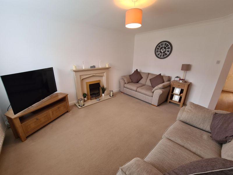 Lounge Additional