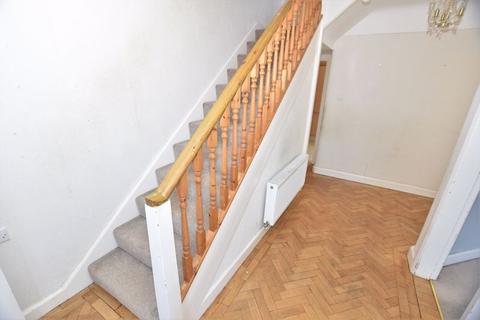 19 Shackleton Road, Wirral, CH46 2RS