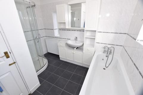 19 Shackleton Road, Wirral, CH46 2RS