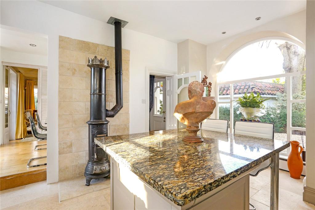 Kitchen 1