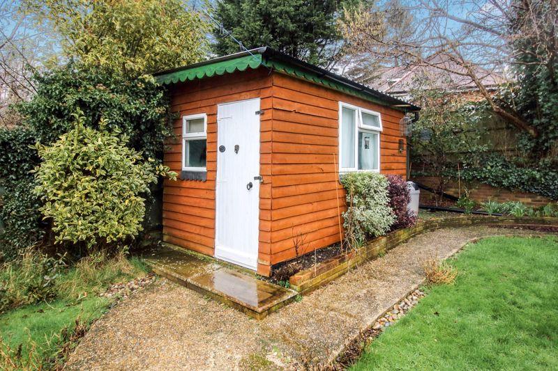 Garden room / home