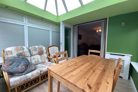 15 Bayley Close, Hyde, SK14 4TL