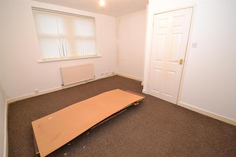 3 Albert Crescent, Queensbury, Bradford, BD13 1PE