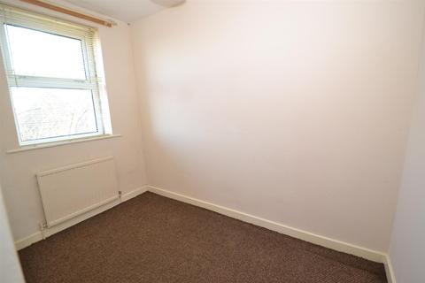 3 Albert Crescent, Queensbury, Bradford, BD13 1PE