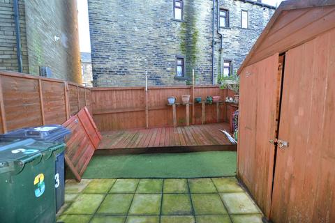 3 Albert Crescent, Queensbury, Bradford, BD13 1PE
