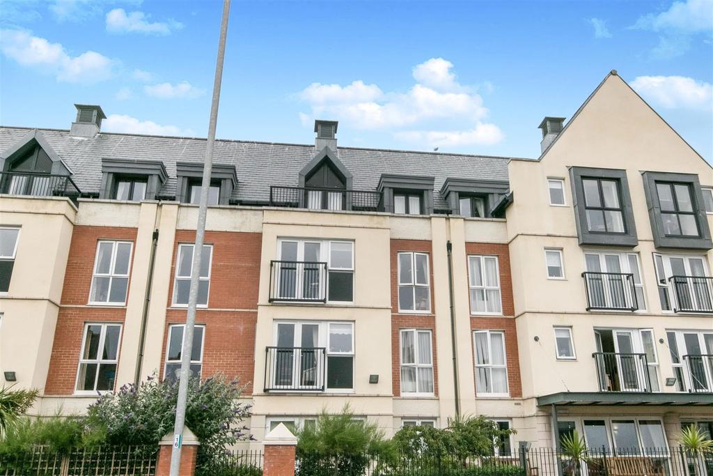 Cwrt Gloddaeth, Gloddaeth Street, Llandudno, Clwyd, LL30 2DP 1 bed