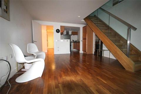 2 bedroom apartment to rent, Discovery Dock Apartments East, 3 South Quay Square, London, E14