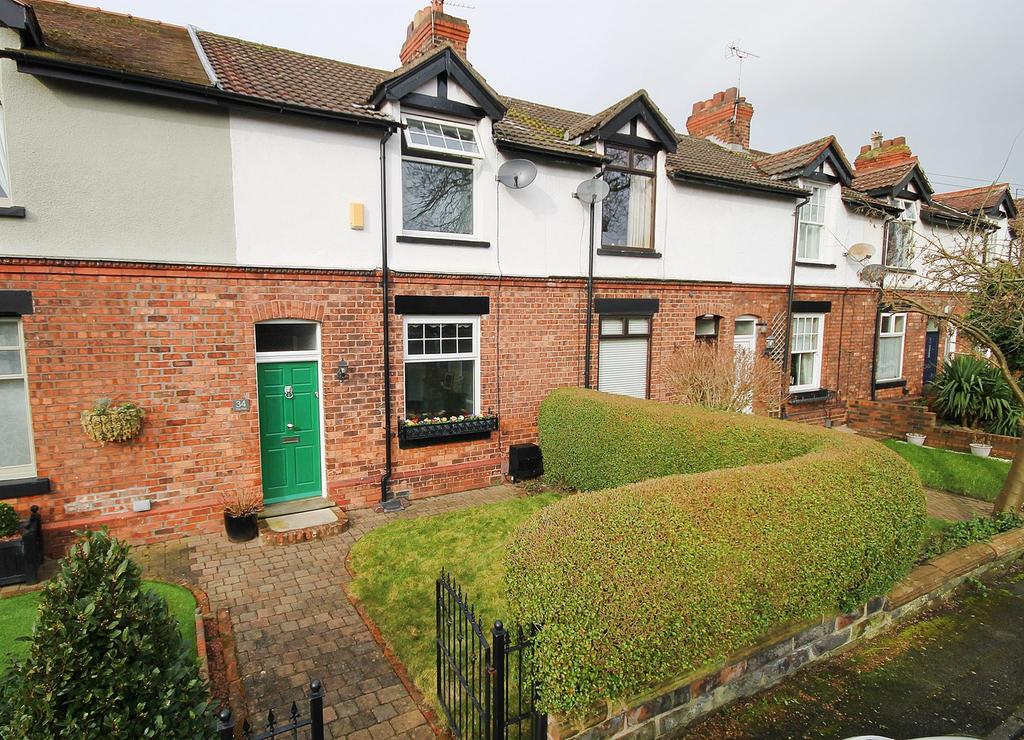 The Park, Penketh, Warrington, WA5 2 bed terraced house £225,000