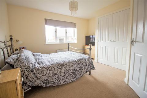 78 Ashpole Avenue, Wootton, Bedford, MK43 9ED
