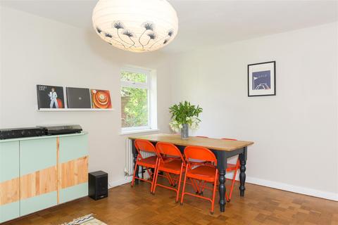 1, Monks Court Monks Walk, Reigate, RH2 0SR