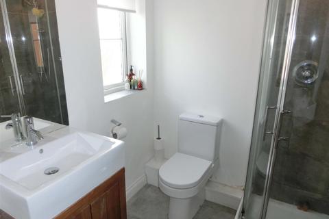 19 Innisfree Close, Wythall, Birmingham, B47 6EW