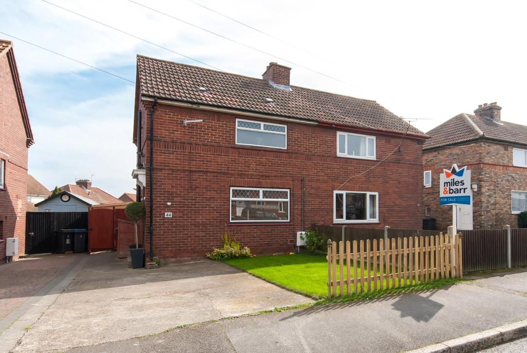 Redsull Avenue, Deal 3 bed semidetached house £950 pcm (£219 pw)