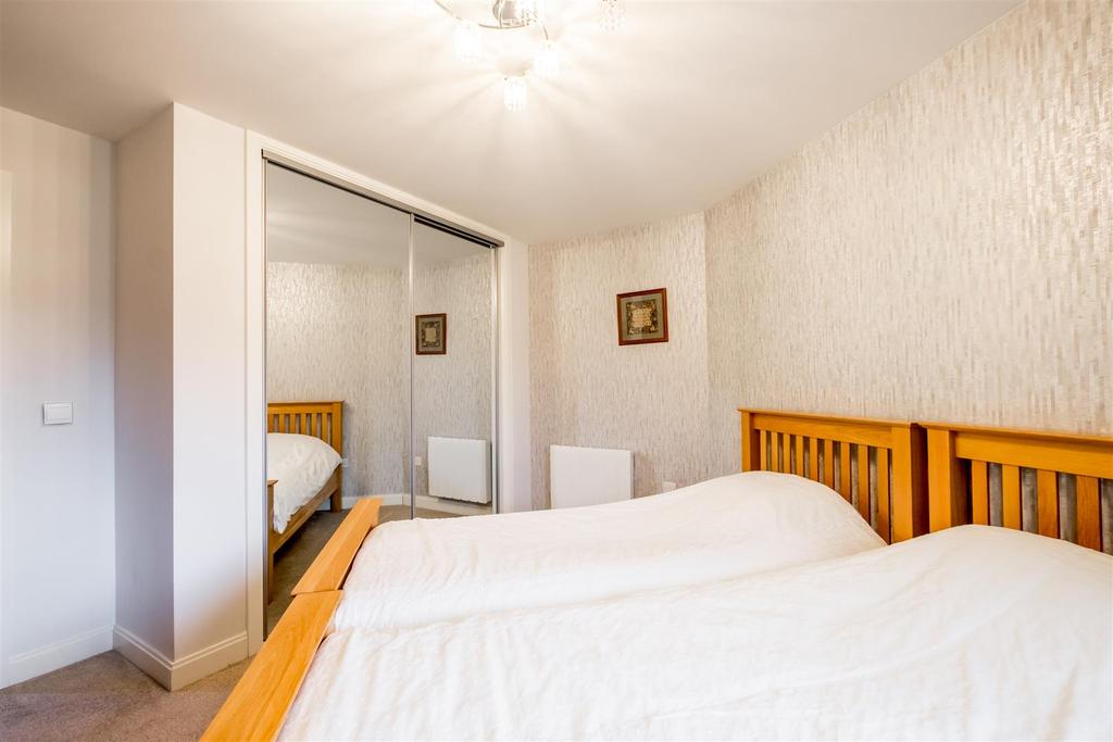 Apt1hc-9.jpg