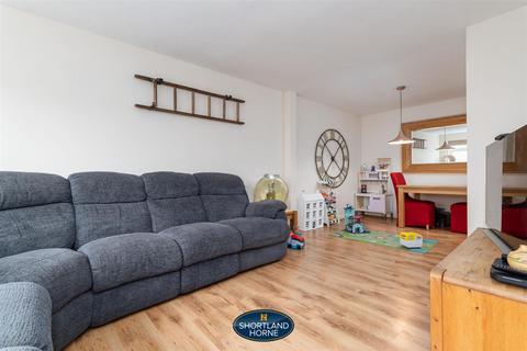 40 Alpine Rise, Coventry, CV3 6NT