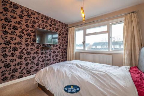 40 Alpine Rise, Coventry, CV3 6NT