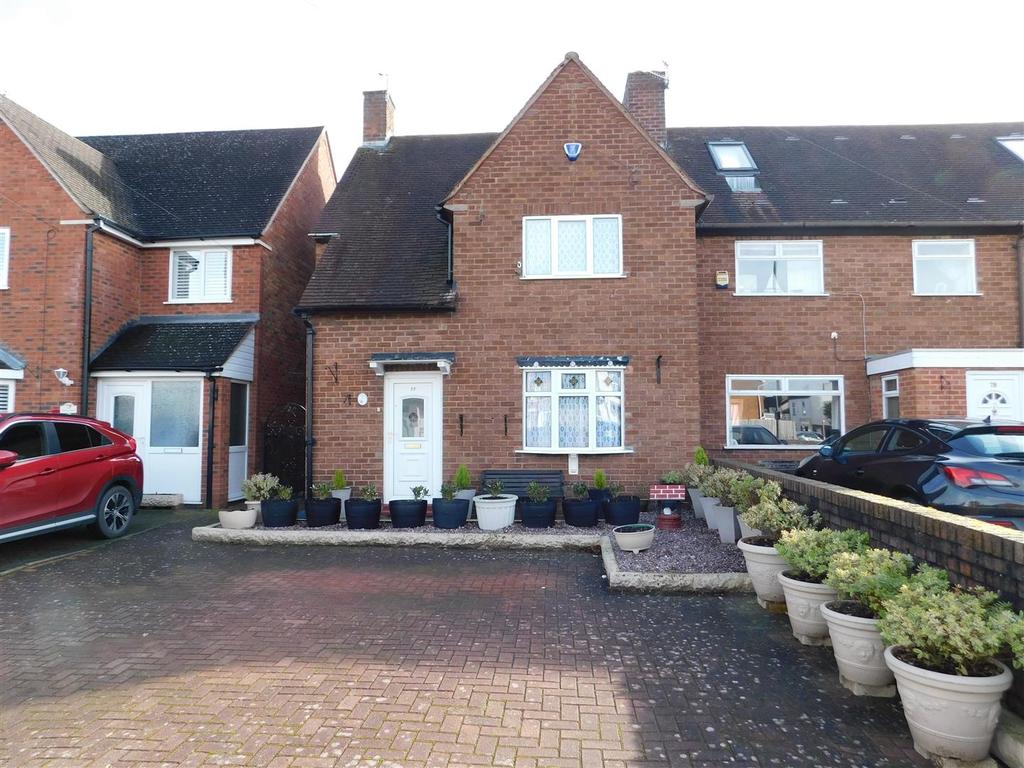 Minster Road, StourportOnSevern 3 bed terraced house £675 pcm (£156 pw)