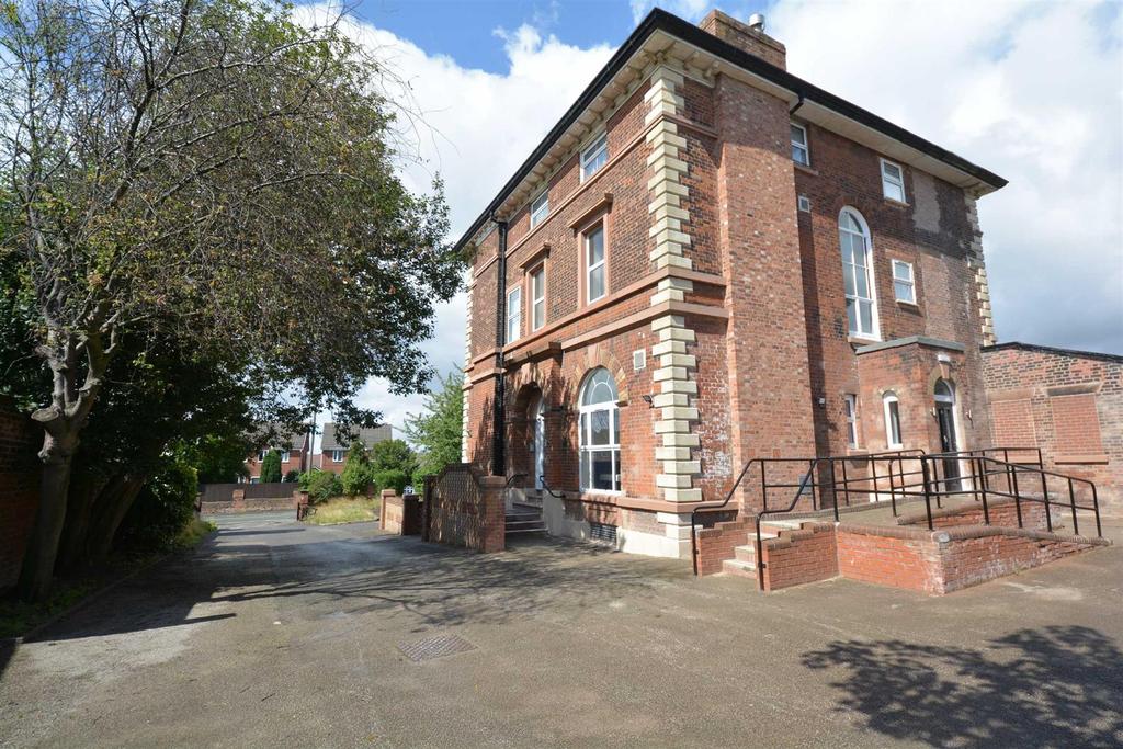 Cowley Hill Lane, St Helens, WA10 2AW 1 bed in a house share to rent