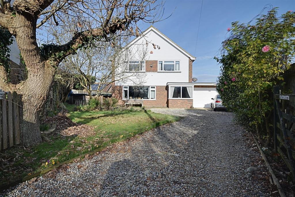 Collington Lane West, BexhillOnSea 3 bed detached house £625,000