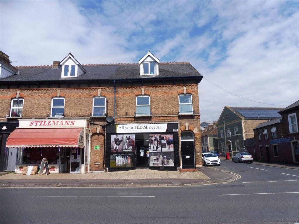 Station Road, Taunton 1 bed apartment £550 pcm (£127 pw)