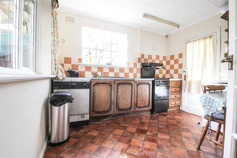 6 Dowlers Hill Crescent, Redditch, B98 7QY