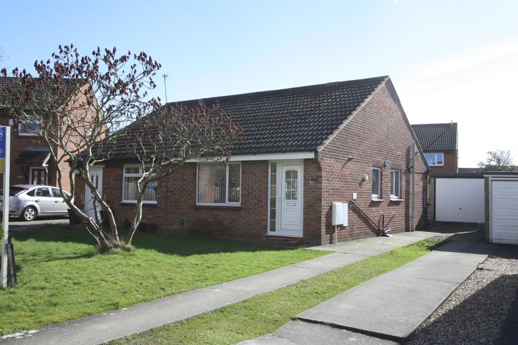 Bellburn Lane, Darlington 2 bed semidetached bungalow £130,000