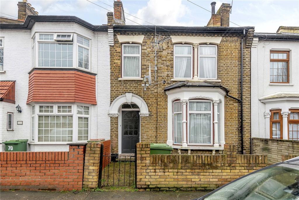 Ridley Road, Forest Gate, E7 4 bed terraced house £2,100 pcm (£485 pw)