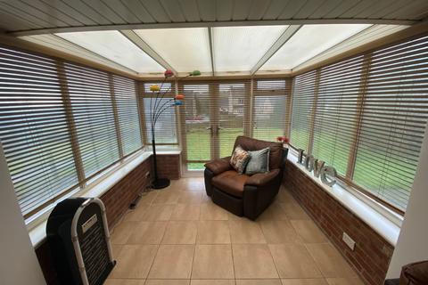 6 Bryngolau, Tonyrefail, Porth, CF39 8HW