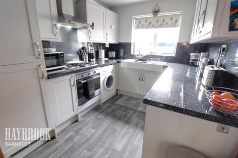 21 Cranston Close, Monk Bretton, Barnsley, S71 2LB