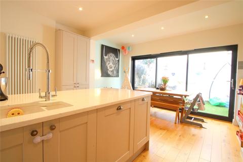 28 Agate Street, Bristol, BS3 3AG