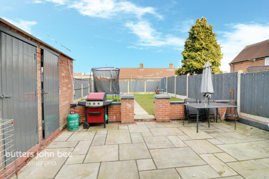Walnut Drive, Winsford 3 bed mews £160,000